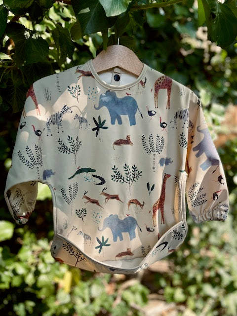 Long-sleeve bib