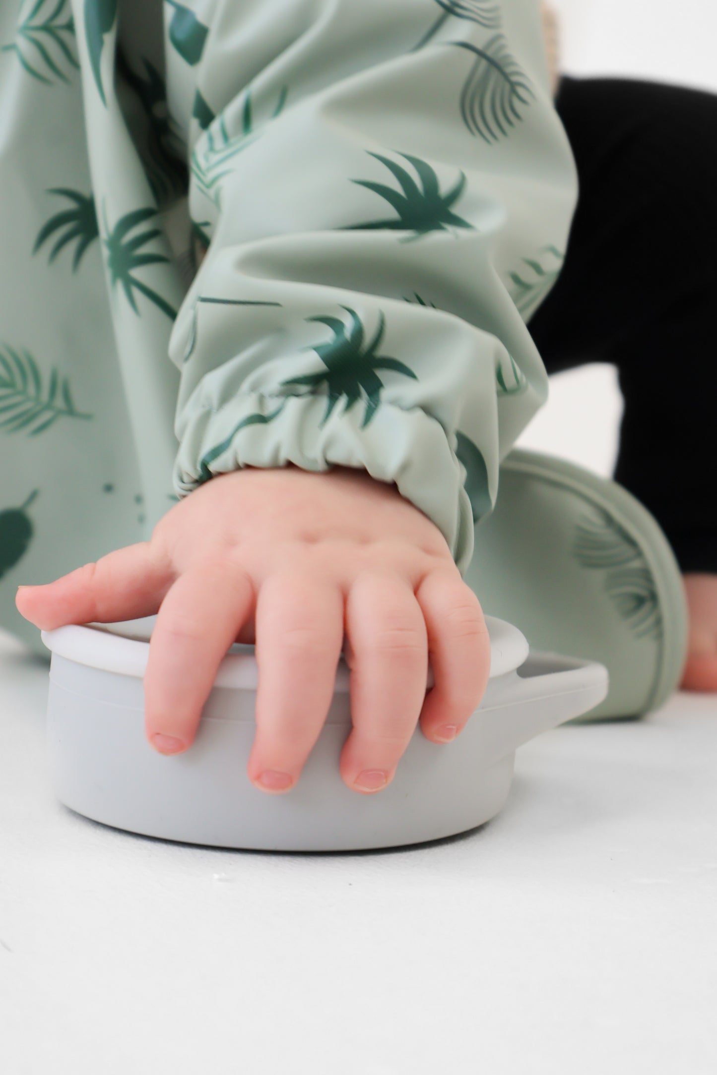Collapsible Snack Pot